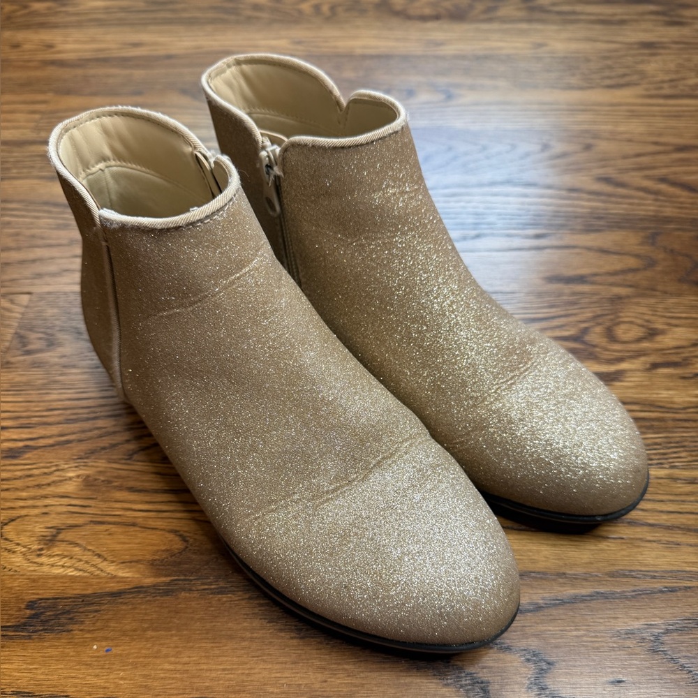 Cat & Jack Girls Gold Glitter Ankle Side Zip Fall / Winter Boots Size 5